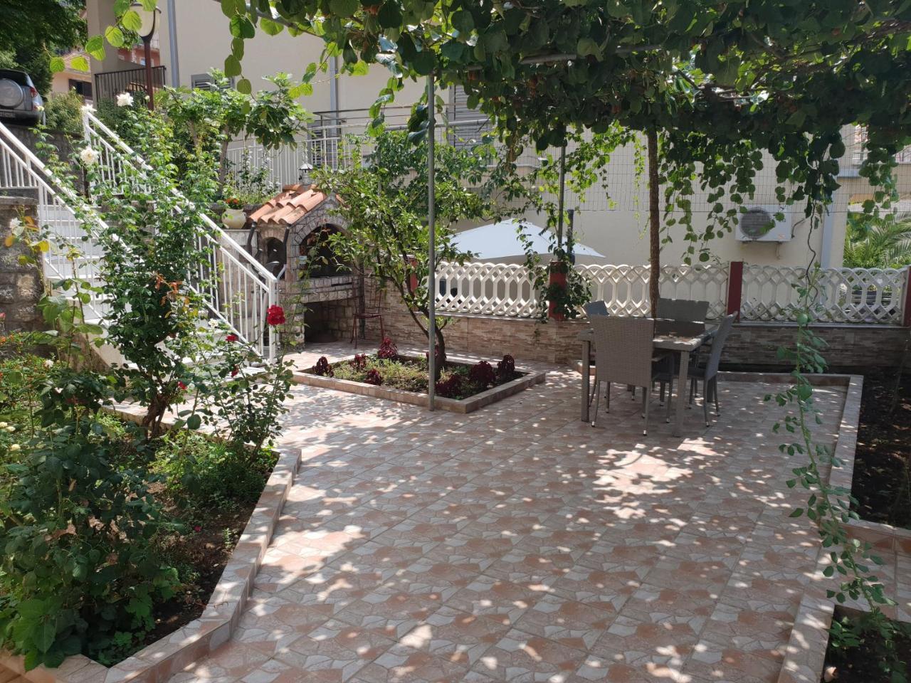 Badza Apartment Kotor Exterior foto